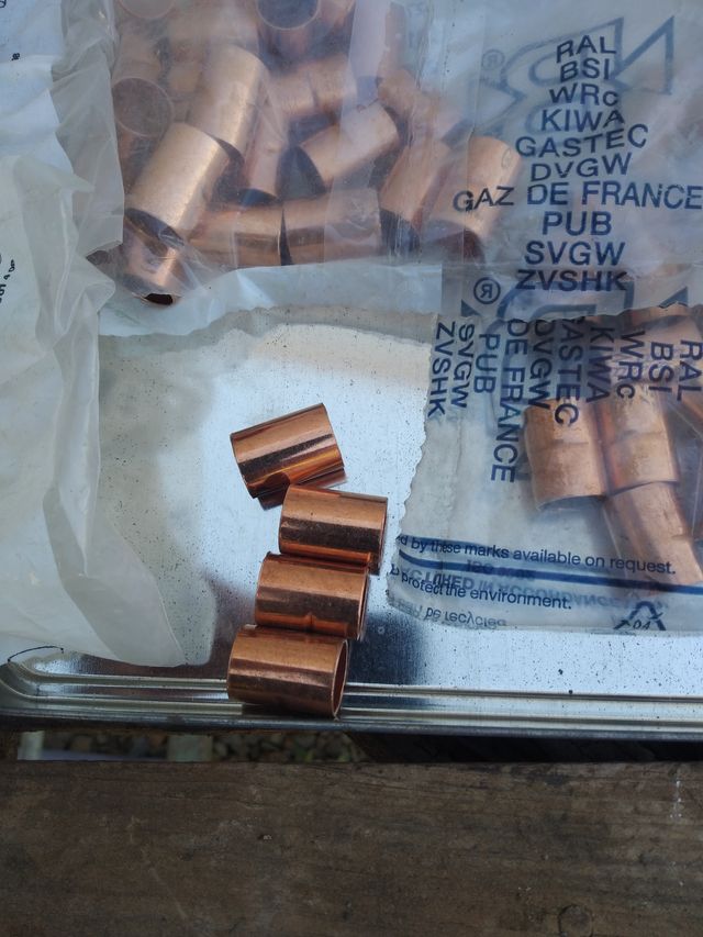 100 Manguitos de cobre de 15 mm