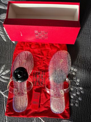 Chanclas Carolina Herrera Negras