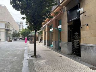 Local comercial en alquiler en Centro en San Sebastián-Donostia