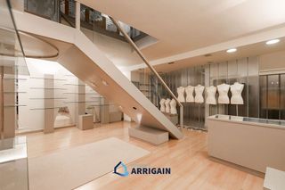 Local comercial en alquiler en Centro en San Sebastián-Donostia