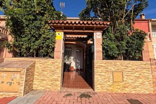 Casa adosada en venta en  El Acequión - Los Naúfragos en Torrevieja