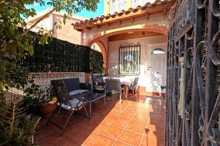 Casa adosada en venta en  El Acequión - Los Naúfragos en Torrevieja