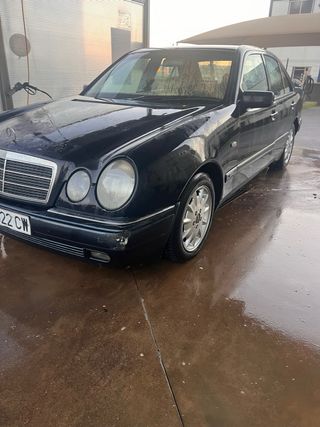 Mercedes-Benz Clase E 1999