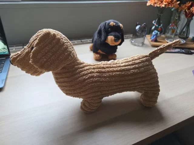 2 Peluches Perro Salchicha