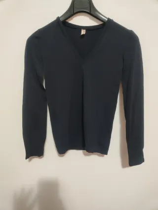 Maglia blu elasticizzata