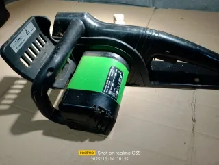 Motosierra Eléctrica Greentec