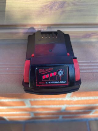 Batería Milwaukee M18 REDLITHIUM-ION 2.0Ah