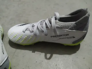 Botas de fútbol Adidas Predator Talla 30