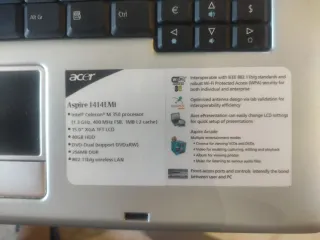 Ordenador portátil Acer Plata