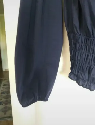 Romántica blusa con detalle de volantes