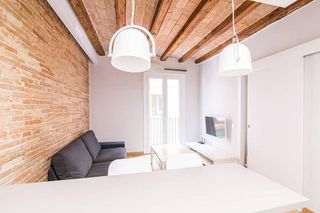 Piso en alquiler en El Raval en Barcelona