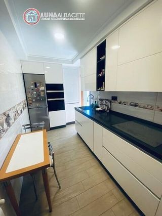 Piso en venta en Villacerrada - Centro en Albacete