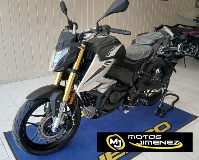 Moto Cyclone Battlo 125