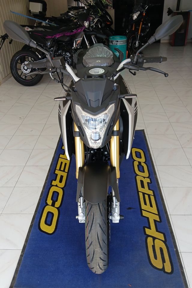 Moto Cyclone Battlo 125