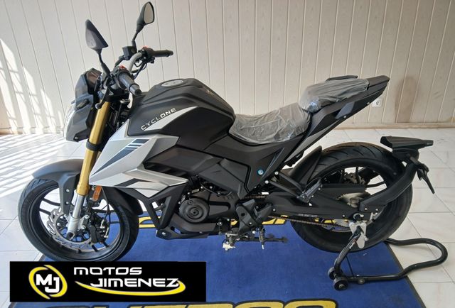 Moto Cyclone Battlo 125