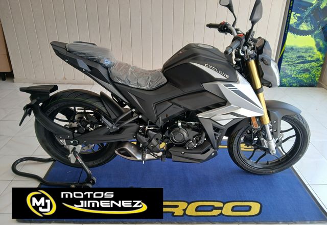 Moto Cyclone Battlo 125