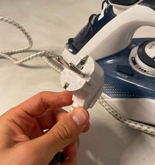 Imetec Zerocalc Z3 3500 ferro da stiro a vapore