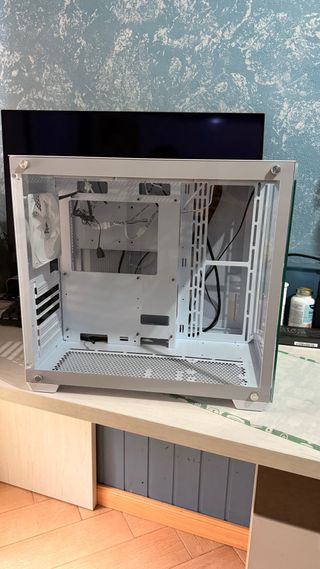 Torre PC Mars Gaming con 4 ventiladores RGB