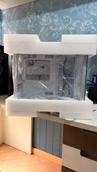 Torre PC Mars Gaming con 4 ventiladores RGB