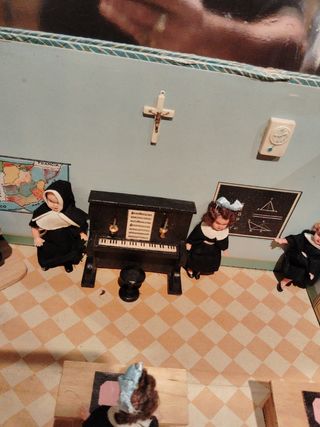 Antigua escuela de juguete