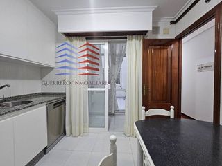 Piso en alquiler en Centro en Ourense