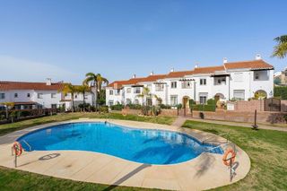 Casa adosada en alquiler en El Faro de Calaburra - Chaparral en Mijas