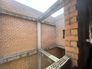 Casa adosada en venta en Salteras