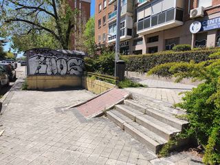 Garaje en venta en Aluche en Madrid