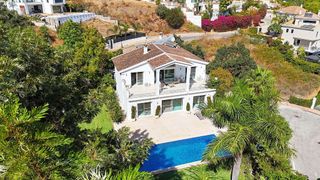 Chalet en alquiler en Elviria en Marbella