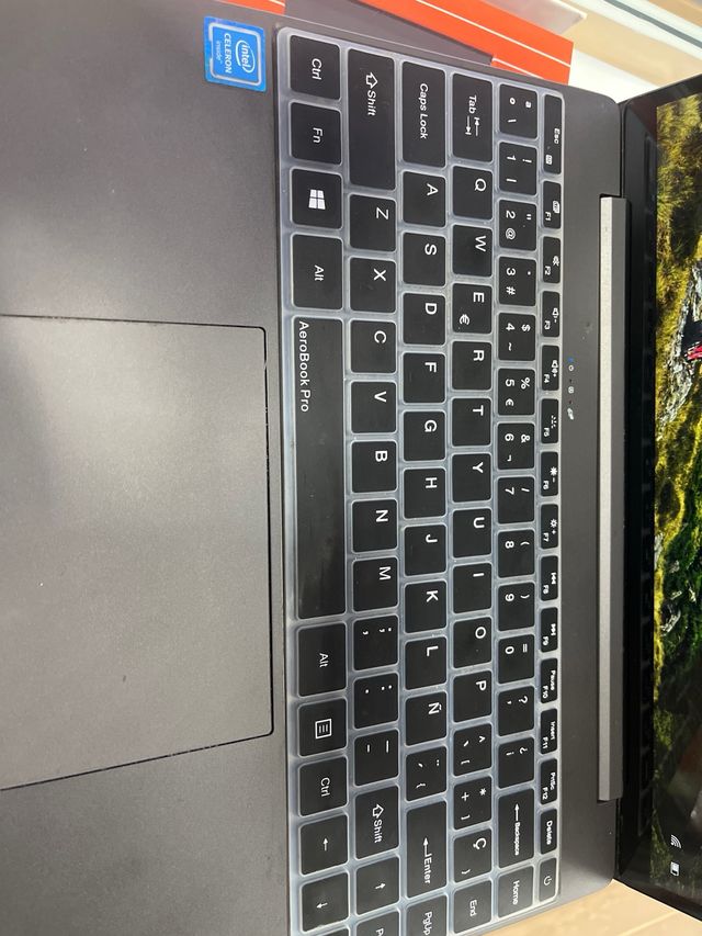 Portátil CHUWI Negro/Gris