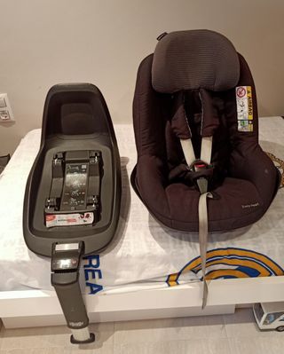 Silla y Isofix para coche Bebé Confort 0-15 meses