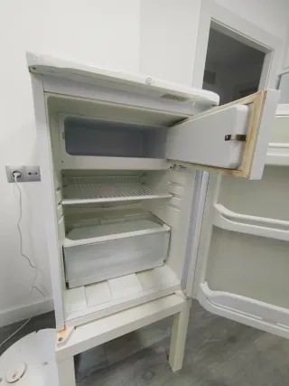 Nevera Indesit Blanca