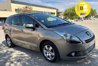 Peugeot 5008 2013
