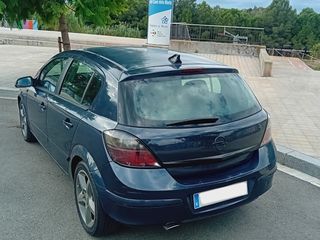 Opel Astra 2007