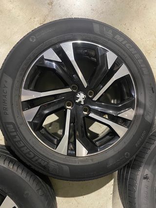 Llantas Peugeot 215/60 R17 Michelin