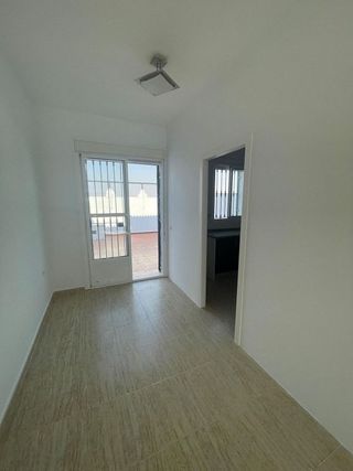 Casa adosada en venta en Pilas