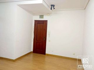 Oficina en alquiler en Cuatro Caminos en Santander
