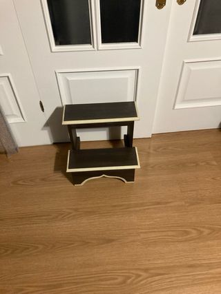Escalerita de madera 2 peldaños