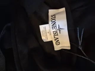 Felpa Stone Island nera