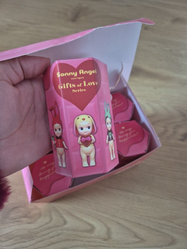 Sonny Angel Gifts of Love Mini Figura
