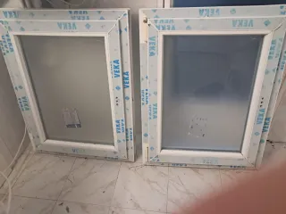 2 Ventanas Aluminio PVC Cristal Translúcido. Abati