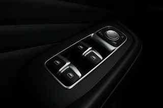 MG HS 1.5 Luxury