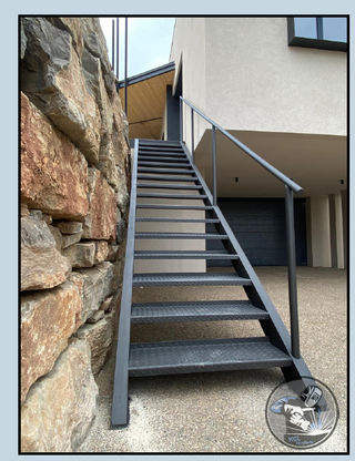 Vallas, Puertas, Pérgolas, Escaleras, Barandillas