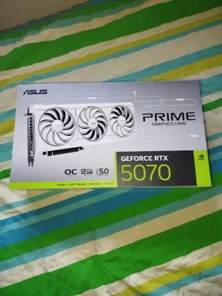 RTX 5070 PRIME ASUS BLANCA
