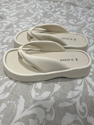 Sandalias blancas plataforma talla 38 Shein