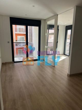 Piso en alquiler en Centro en Ourense
