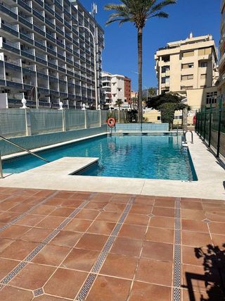 Piso en venta en La Carihuela en Torremolinos