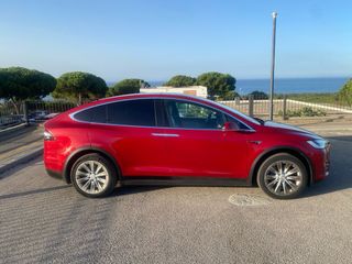 Tesla MODEL X LONG RANGE