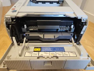 Impresora Láser Brother HL-5240L