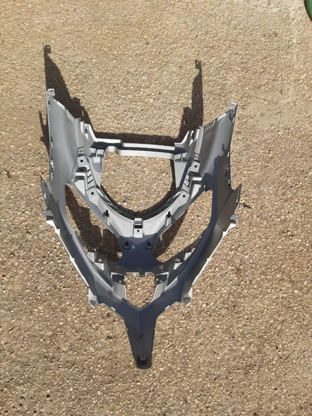 Escudo Delantero Piaggio MP3 300 HPE Sport Nuevo